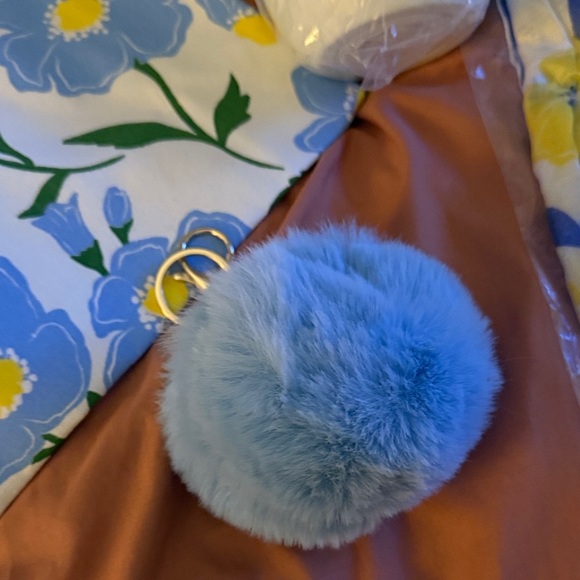 Kate Spade Blue and Yellow Floral Set - Picture 5 of 13